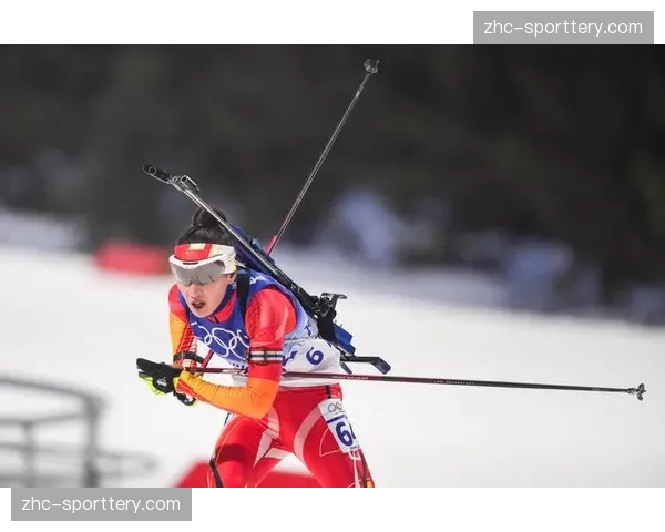 法国队冬季两项女子接力夺冠 团队配合战术逆转取胜