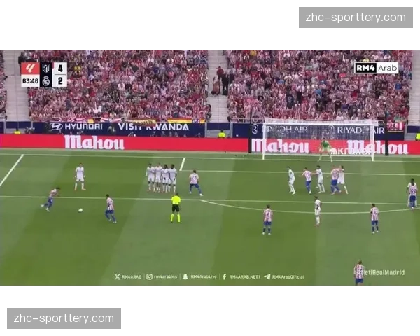 马竞阿尔瓦雷斯任意球破门，控球劣势下定位球成突破口